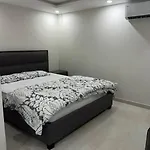 شقة في الرياض في حي قرطبه